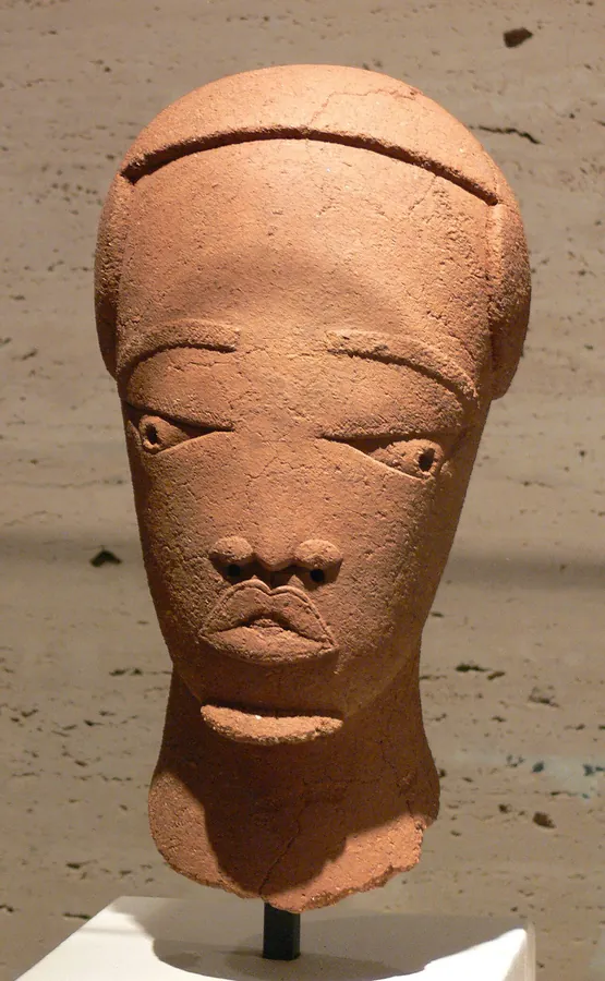 Nok terracotta head